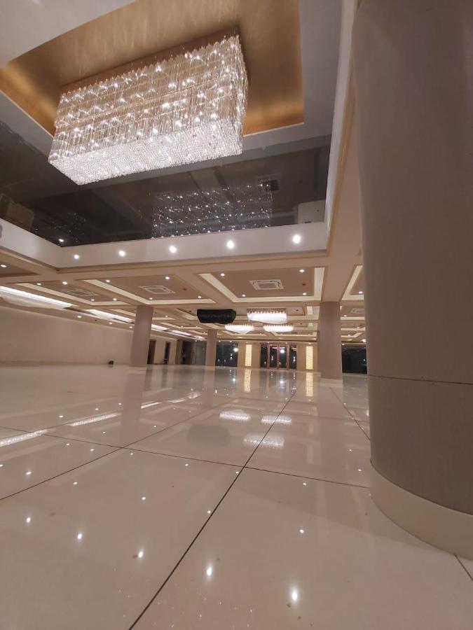 Acco Grand Hotel Лакхнау Екстер'єр фото
